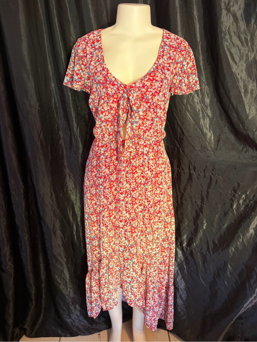 Red Floral Tie-Front Midi Dress